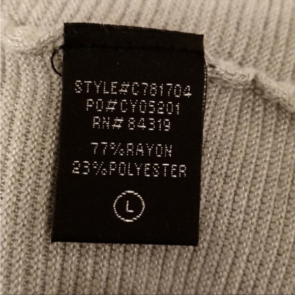 Cyrus GRAY Boxy Short Sweater w Bell Sleeves GORGEOUS!!  NWOT Sz L - Picture 4 of 5